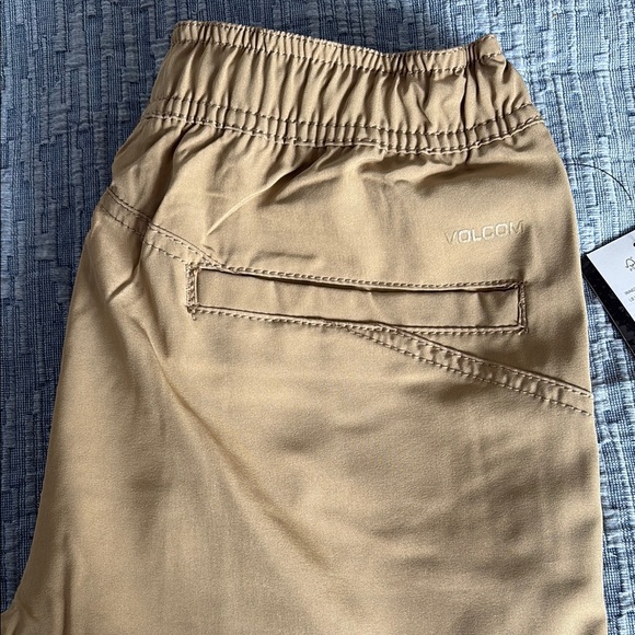 Volcom Khaki Drawstring Shorts - Picture 2 of 3